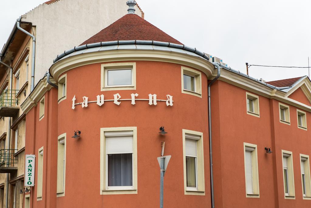 Taverna panzió Sopron Esterno foto